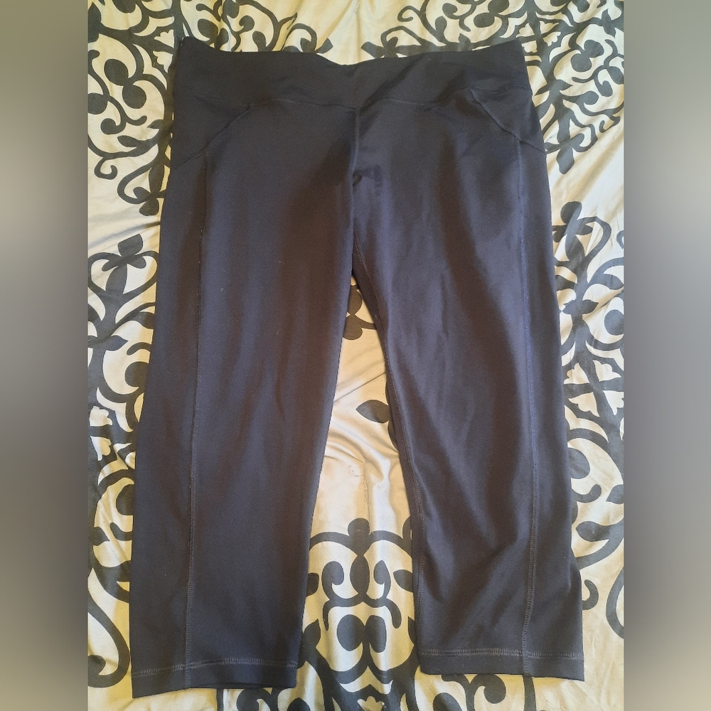 Denver Hayes Cropped Leggings 2XL